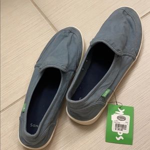 NWT!! Sanuk Slip Ons
